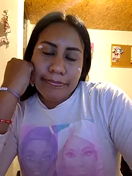 KasiaVenus  online show from December 2025 04:18:02 AM