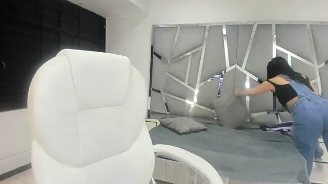 Catherinee69 x online show from January 2025 01:53:02 AM