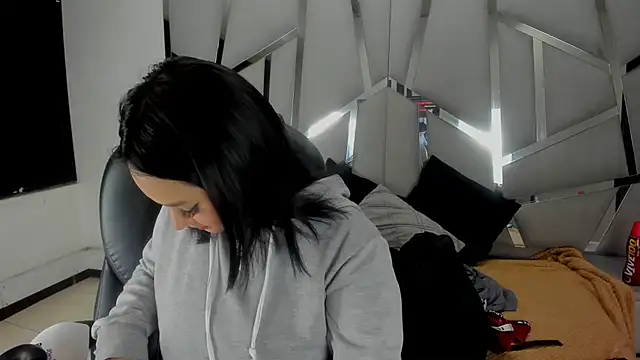 Catherinee69 x online show from July 2026 04:26:02 AM