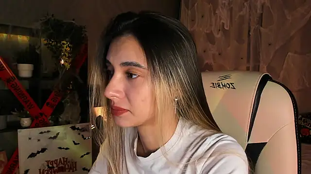 DarlaLike online show from October 2025 03:34:01 AM