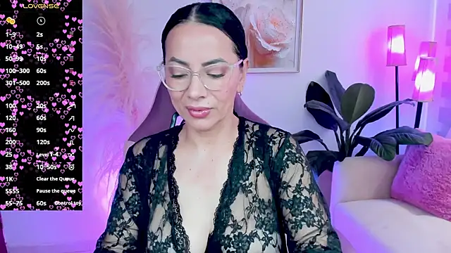 Snapshot of veronika_naughty chatting on January 2026 02:55:01 PM veronika naughty online show from January 2026 02:55:01 PM