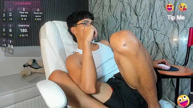 Snapshot of allens_joe chatting on February 2026 06:40:02 AM allens joe online show from February 2026 06:40:02 AM