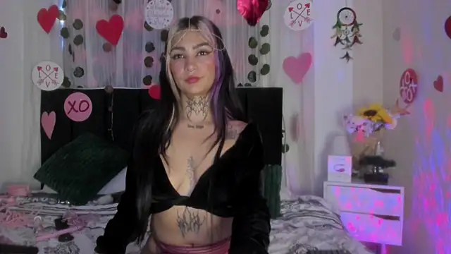 party-naugthysex online show from February 2025 01:38:02 PM