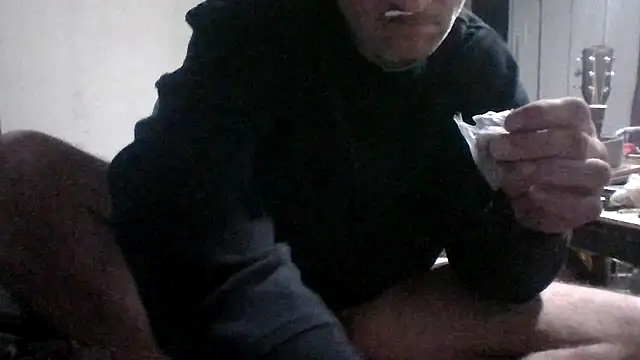 jaxx12369 online show from February 2026 05:00:01 PM