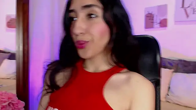 Snapshot of madisex_s chatting on November 2025 01:45:01 PM madisex s online show from November 2025 01:45:01 PM