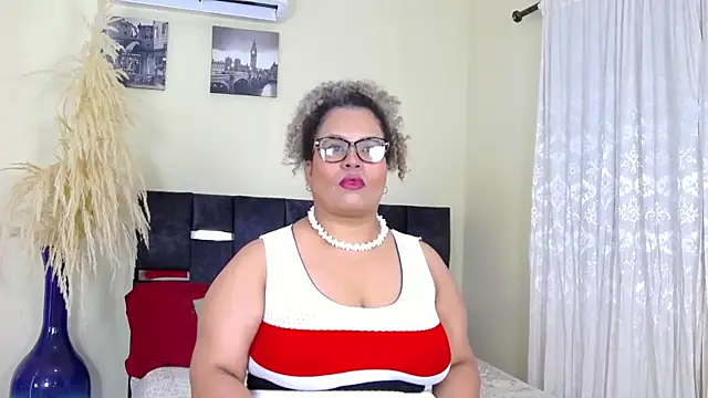 Snapshot of SammyHank chatting on December 2025 07:53:01 PM SammyHank online show from December 2025 07:53:01 PM