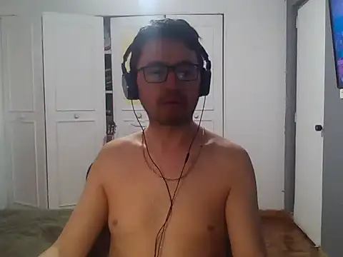 Snapshot of Diptongo chatting on November 2025 10:09:02 PM Diptongo online show from November 2025 10:09:02 PM