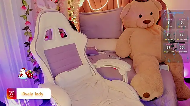 Snapshot of Lovely_celestte chatting on December 2024 01:13:01 AM Lovely celestte online show from December 2024 01:13:01 AM