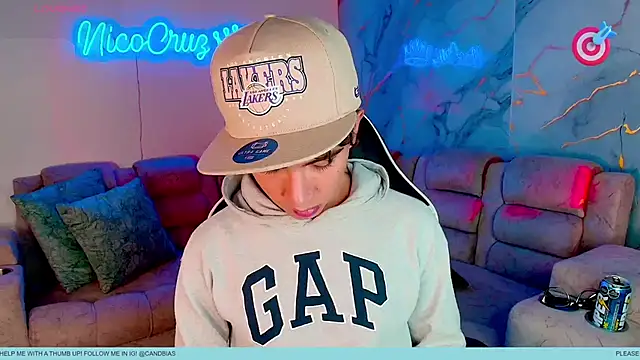 Niico Cruz online show from February 2026 10:29:01 PM