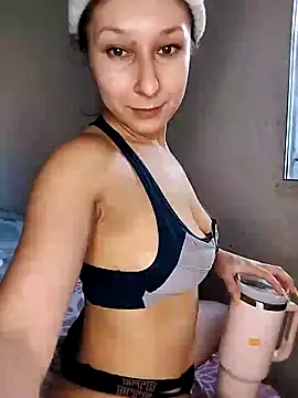 Snapshot of Marye_sony chatting on February 2025 09:47:02 PM Marye sony online show from February 2025 09:47:02 PM