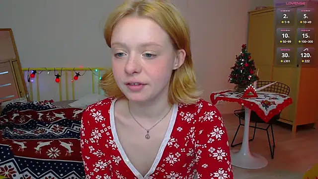 KatieMelone online show from December 2024 05:18:02 PM