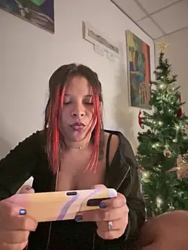 Snapshot of Kimber_666 chatting on December 2024 11:42:01 PM Kimber 666 online show from December 2024 11:42:01 PM