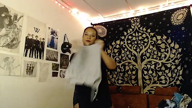 Snapshot of Kimber_666 chatting on March 2025 12:31:01 AM Kimber 666 online show from March 2025 12:31:01 AM