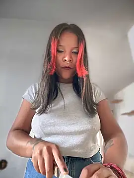 Snapshot of Kimber_666 chatting on September 2025 05:46:01 PM Kimber 666 online show from September 2025 05:46:01 PM