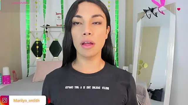 MarilynSmIith online show from March 2026 12:00:02 PM