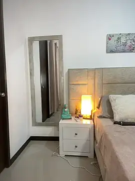 valecruz903 online show from February 2025 11:04:01 PM