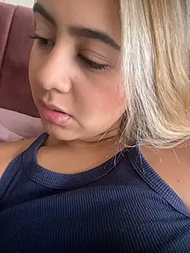 Miabonnett  online show from April 2026 02:54:01 PM