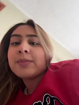 Miabonnett  online show from June 2026 08:24:02 PM