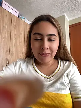 Miabonnett  online show from July 2026 03:51:02 PM