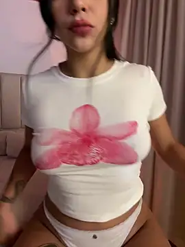 eva elifee online show from April 2026 11:24:02 PM