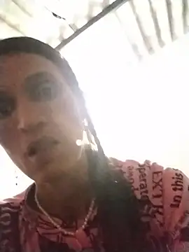 Snapshot of Nathasha_LatinHot chatting on October 2025 01:59:01 AM Nathasha LatinHot online show from October 2025 01:59:01 AM