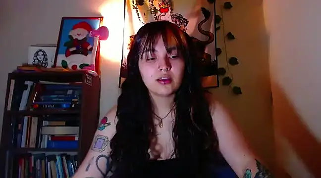 Snapshot of sweetiee_mary chatting on December 2024 10:03:02 PM sweetiee mary online show from December 2024 10:03:02 PM