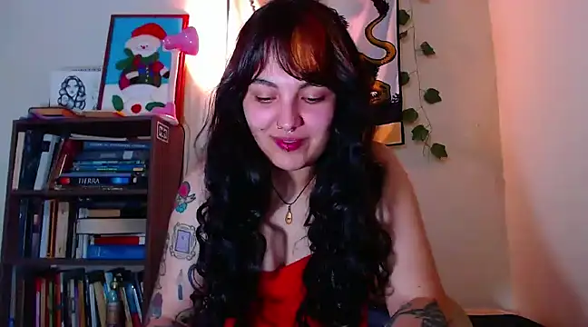 Snapshot of sweetiee_mary chatting on December 2024 06:11:02 AM sweetiee mary online show from December 2024 06:11:02 AM