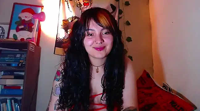 Snapshot of sweetiee_mary chatting on December 2024 02:08:02 AM sweetiee mary online show from December 2024 02:08:02 AM
