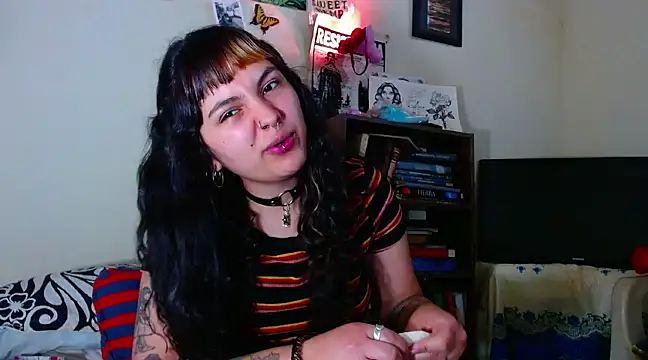 Snapshot of sweetiee_mary chatting on February 2025 05:36:01 PM sweetiee mary online show from February 2025 05:36:01 PM