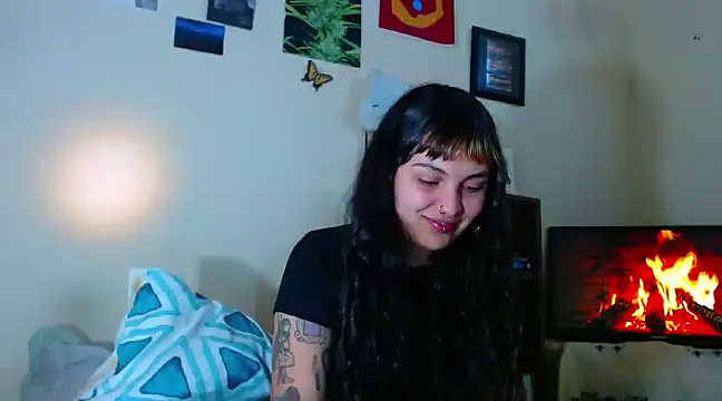 Snapshot of sweetiee_mary chatting on March 2025 05:42:02 PM sweetiee mary online show from March 2025 05:42:02 PM