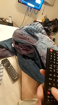 Snapshot of RunawayGraffiti9 chatting on February 2026 05:34:02 AM RunawayGraffiti9 online show from February 2026 05:34:02 AM