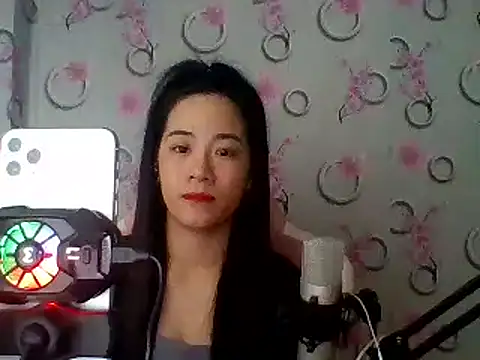 Nana-68 online show from February 2025 12:44:02 PM