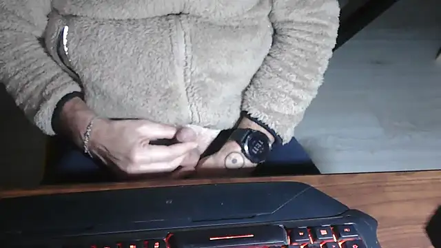 Adri gard online show from November 2025 10:12:01 PM