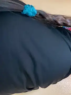 Evelyn Moon online show from November 2025 03:12:02 PM