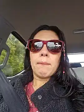 Reinacatchile online show from February 2025 05:15:02 PM