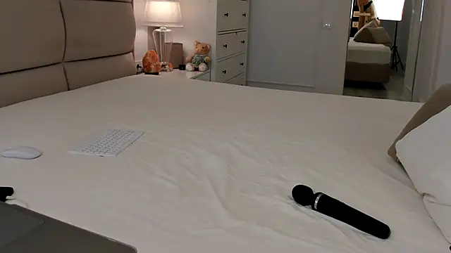 Snapshot of Jacky_Lucky chatting on February 2025 09:16:01 PM Jacky Lucky online show from February 2025 09:16:01 PM