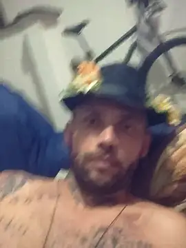 Leonpicudo online show from December 2024 05:28:02 AM