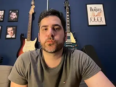 Snapshot of hotsafadinho chatting on January 2025 02:14:01 AM hotsafadinho online show from January 2025 02:14:01 AM