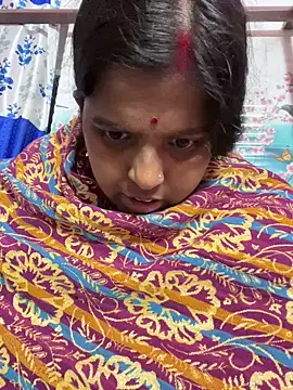 Beauty-queen online show from January 2026 01:15:01 PM