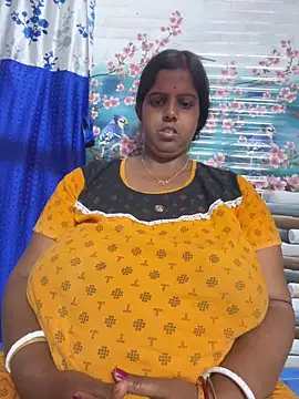 Beauty-queen online show from February 2026 01:19:02 PM