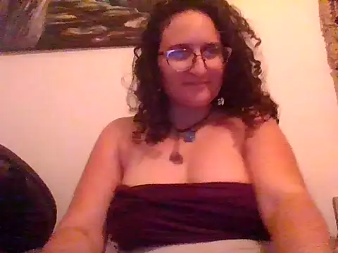 Snapshot of juicyrubies chatting on January 2025 12:11:01 PM juicyrubies online show from January 2025 12:11:01 PM