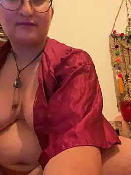 Snapshot of juicyrubies chatting on January 2025 02:51:02 PM juicyrubies online show from January 2025 02:51:02 PM