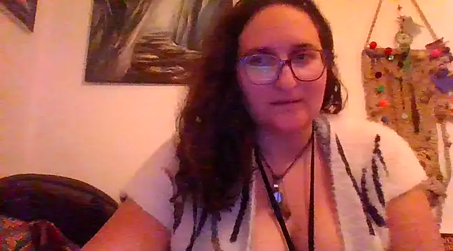 Snapshot of juicyrubies chatting on March 2025 01:45:01 PM juicyrubies online show from March 2025 01:45:01 PM