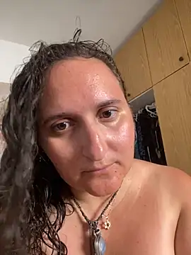 Snapshot of juicyrubies chatting on September 2025 06:15:02 AM juicyrubies online show from September 2025 06:15:02 AM