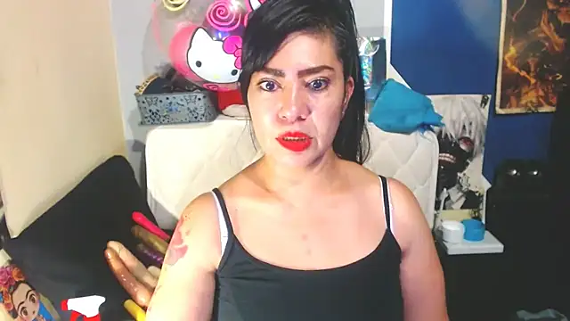 Snapshot of luisahott chatting on February 2026 08:56:02 PM luisahott online show from February 2026 08:56:02 PM