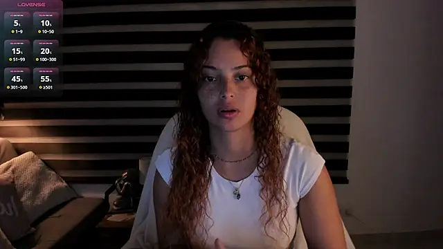 Snapshot of georgina_palacios chatting on December 2025 11:27:02 AM georgina palacios online show from December 2025 11:27:02 AM