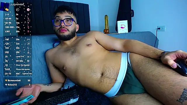 Snapshot of AlanDaviss chatting on January 2025 05:25:02 AM AlanDaviss online show from January 2025 05:25:02 AM
