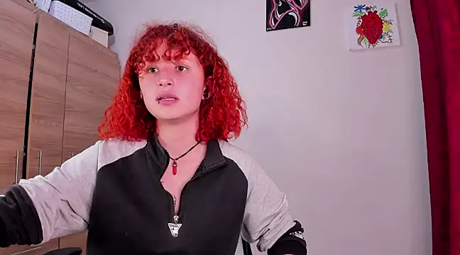 Snapshot of valent_27 chatting on March 2025 02:08:01 AM valent 27 online show from March 2025 02:08:01 AM