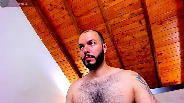 Snapshot of Tom_Bailey chatting on November 2025 03:35:01 PM Tom Bailey online show from November 2025 03:35:01 PM