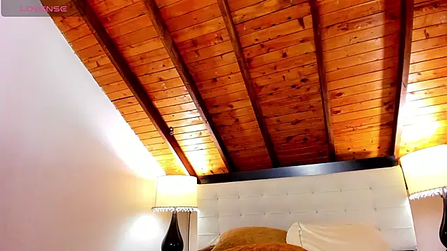 Snapshot of Tom_Bailey chatting on November 2025 12:49:01 PM Tom Bailey online show from November 2025 12:49:01 PM